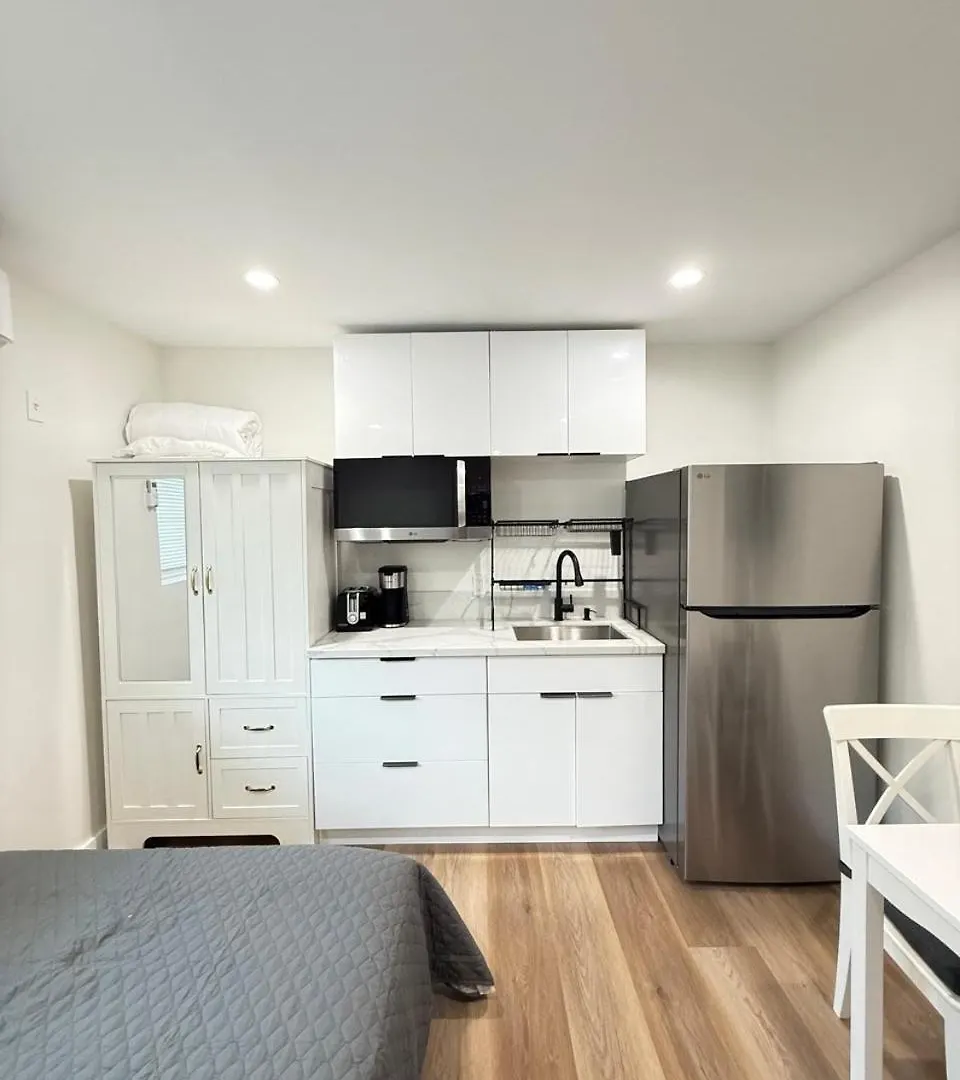 Apartment Modern Studio Stylish &Cozy Ieft Unit Los Angeles United States